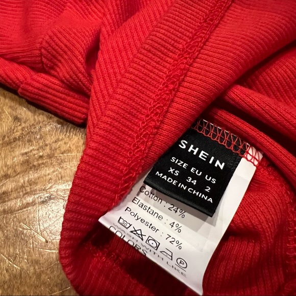 SHEIN Rib Knit Halter Crop Top - Picture 6 of 8